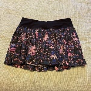 Lululemon skirt sz 4
